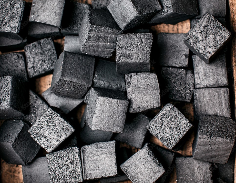 Smokeless coconut briquettes for restaurants offer clean burning, high heat, and enhanced flavor for culinary delights.